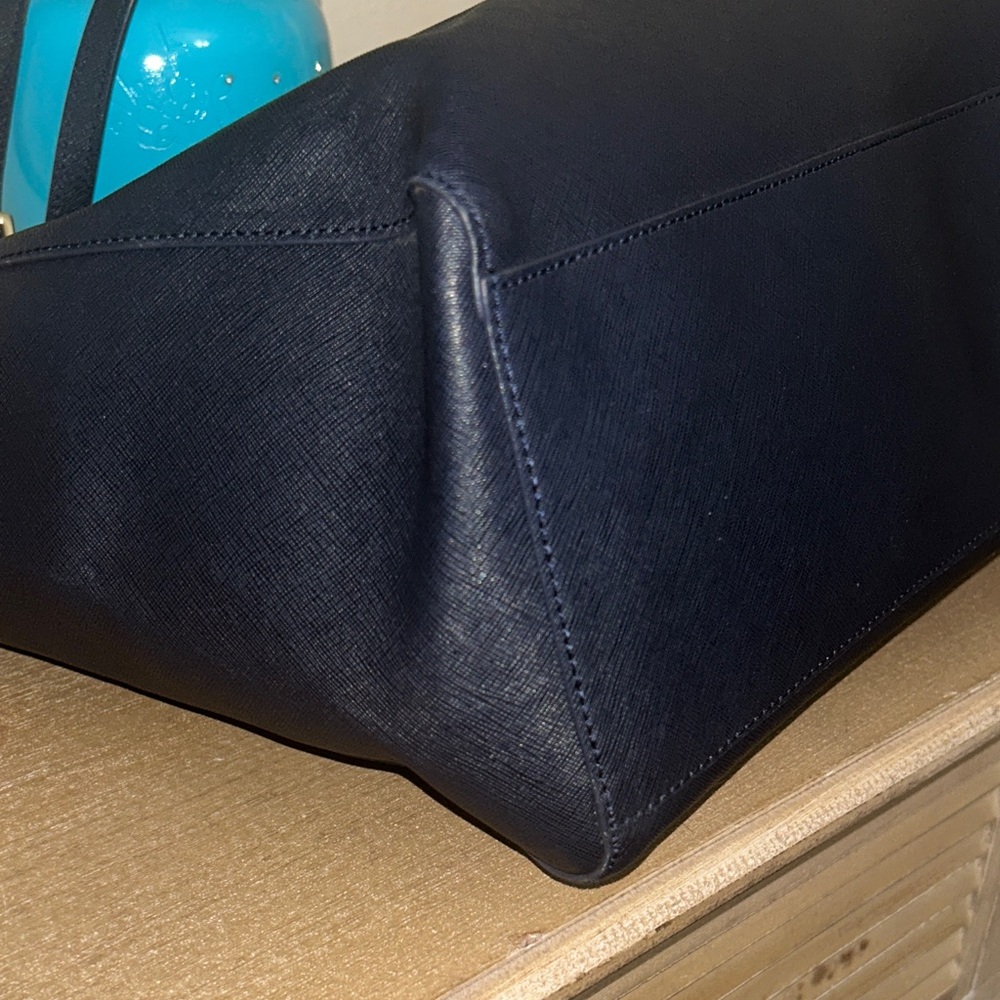 TORY BURCH Saffiano Leather York Buckle Tote - Picture 6 of 13